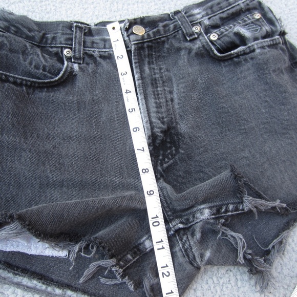 Harley-Davidson Jean Shorts womens W 29  x L 13 Black Distressed Y2K Thrashed - Picture 9 of 16
